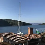 Sea House Mljet 招待所