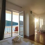 Pensionat Sea House Mljet