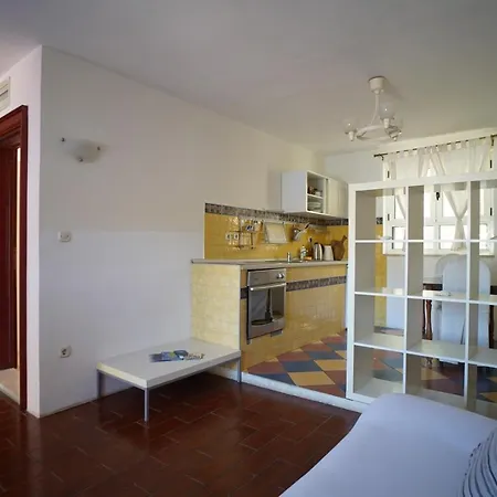 Sea House Mljet بيت ضيافة
